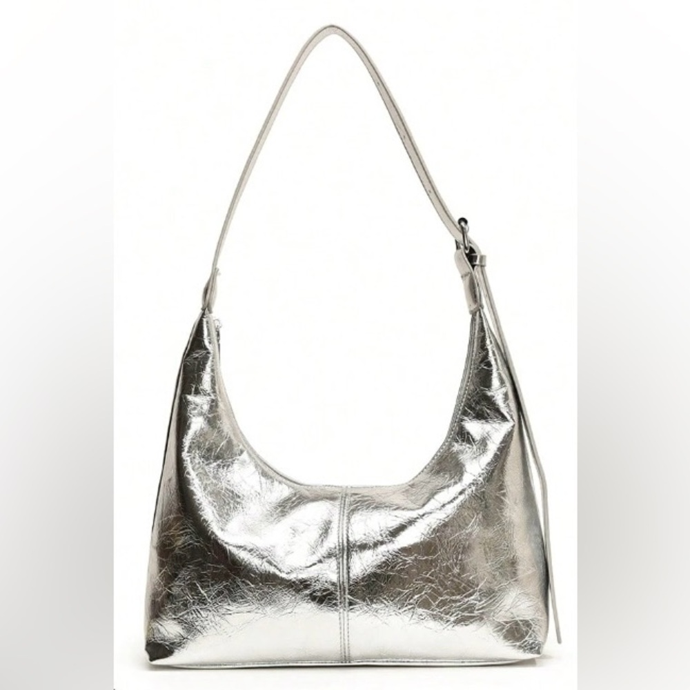 ๐ Metallic Silver Hobo Shoulder Bag - Picture 9 of 9